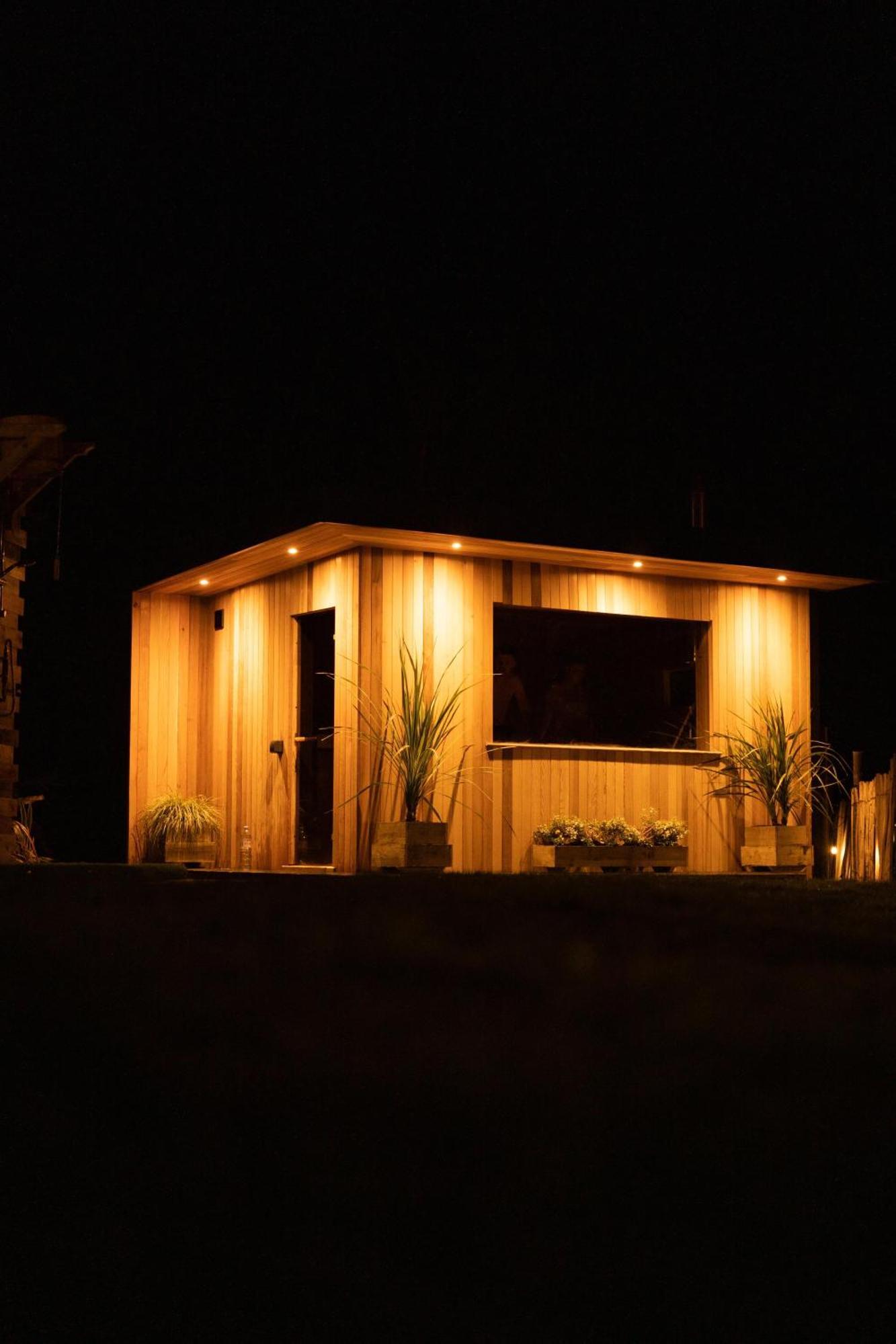 Rostrevor Mountain Lodge - Glamping Pods - Revive Sauna & Hot Tubs Exterior photo