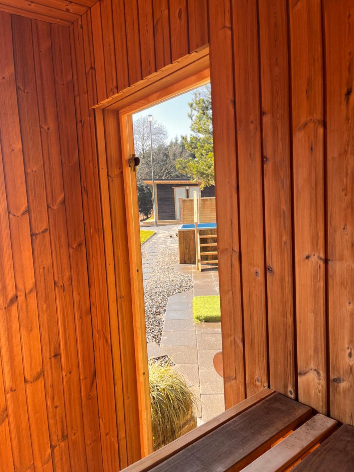 Rostrevor Mountain Lodge - Glamping Pods - Revive Sauna & Hot Tubs Exterior photo