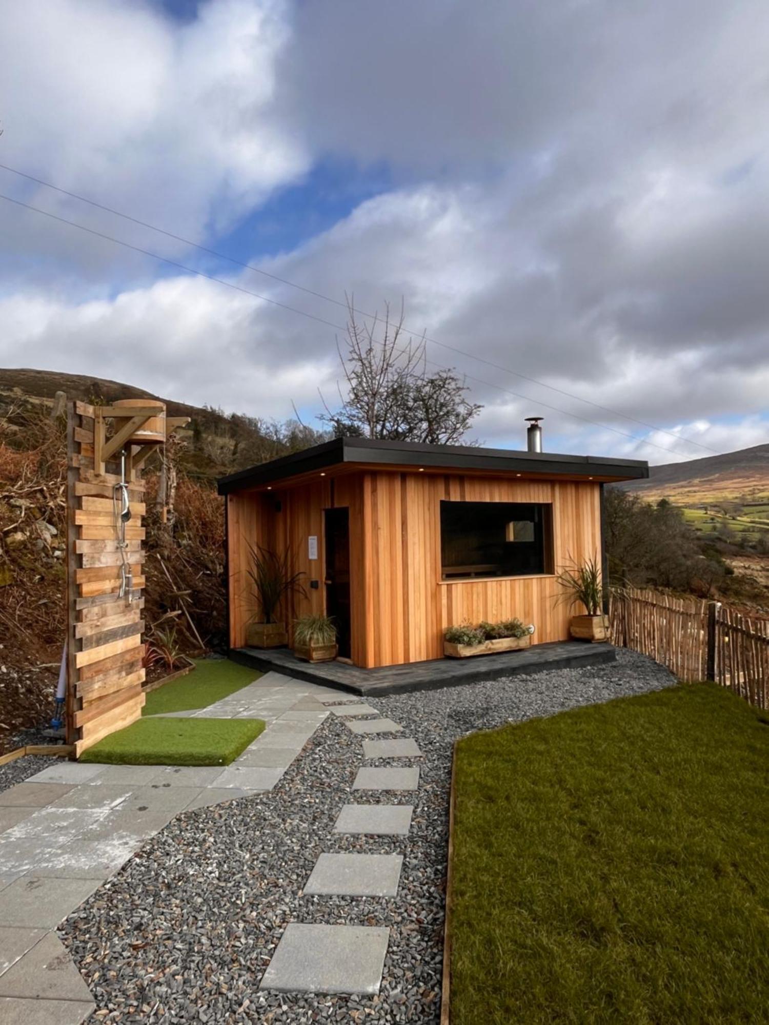 Rostrevor Mountain Lodge - Glamping Pods - Revive Sauna & Hot Tubs Exterior photo