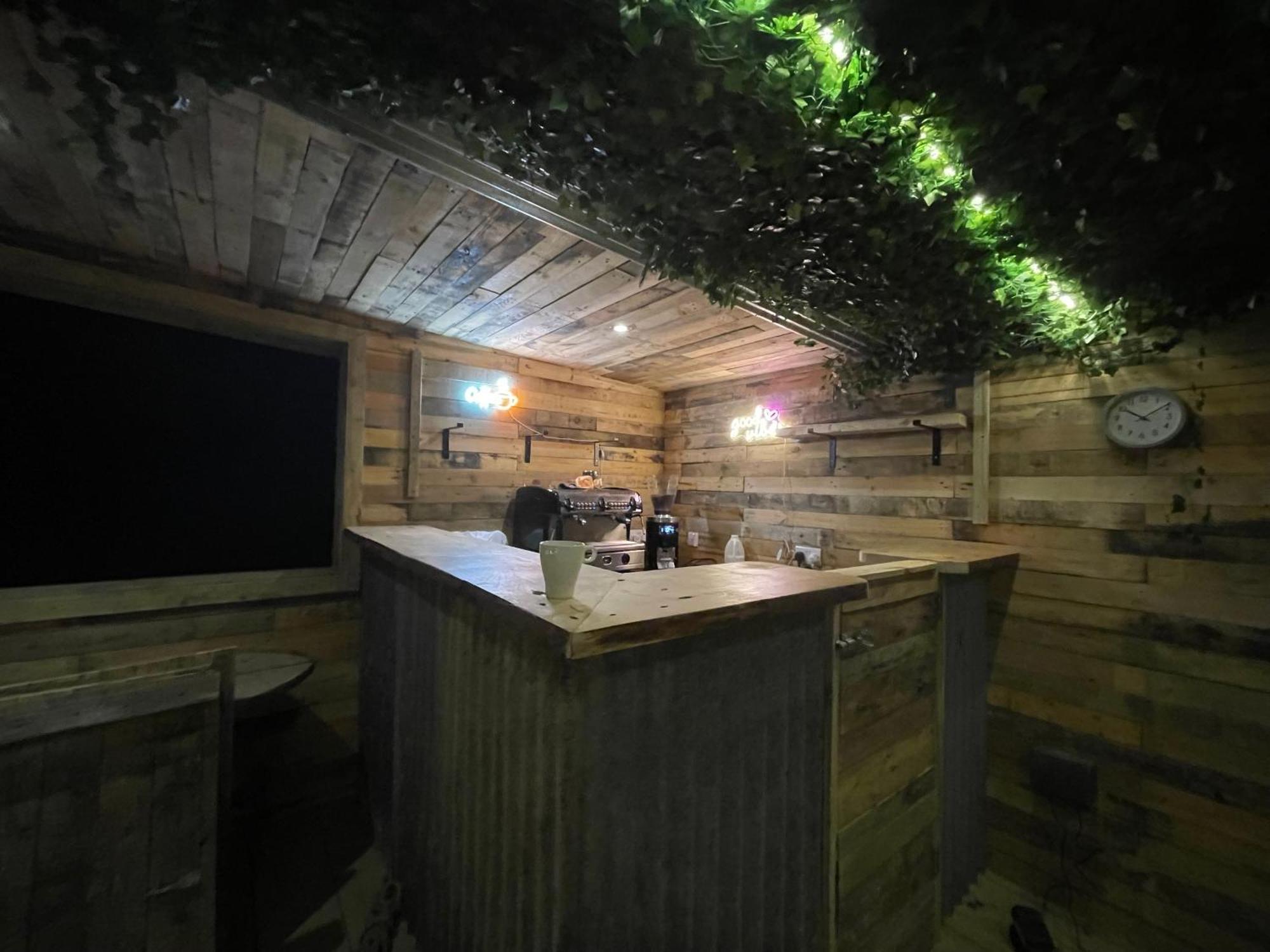 Rostrevor Mountain Lodge - Glamping Pods - Revive Sauna & Hot Tubs Exterior photo