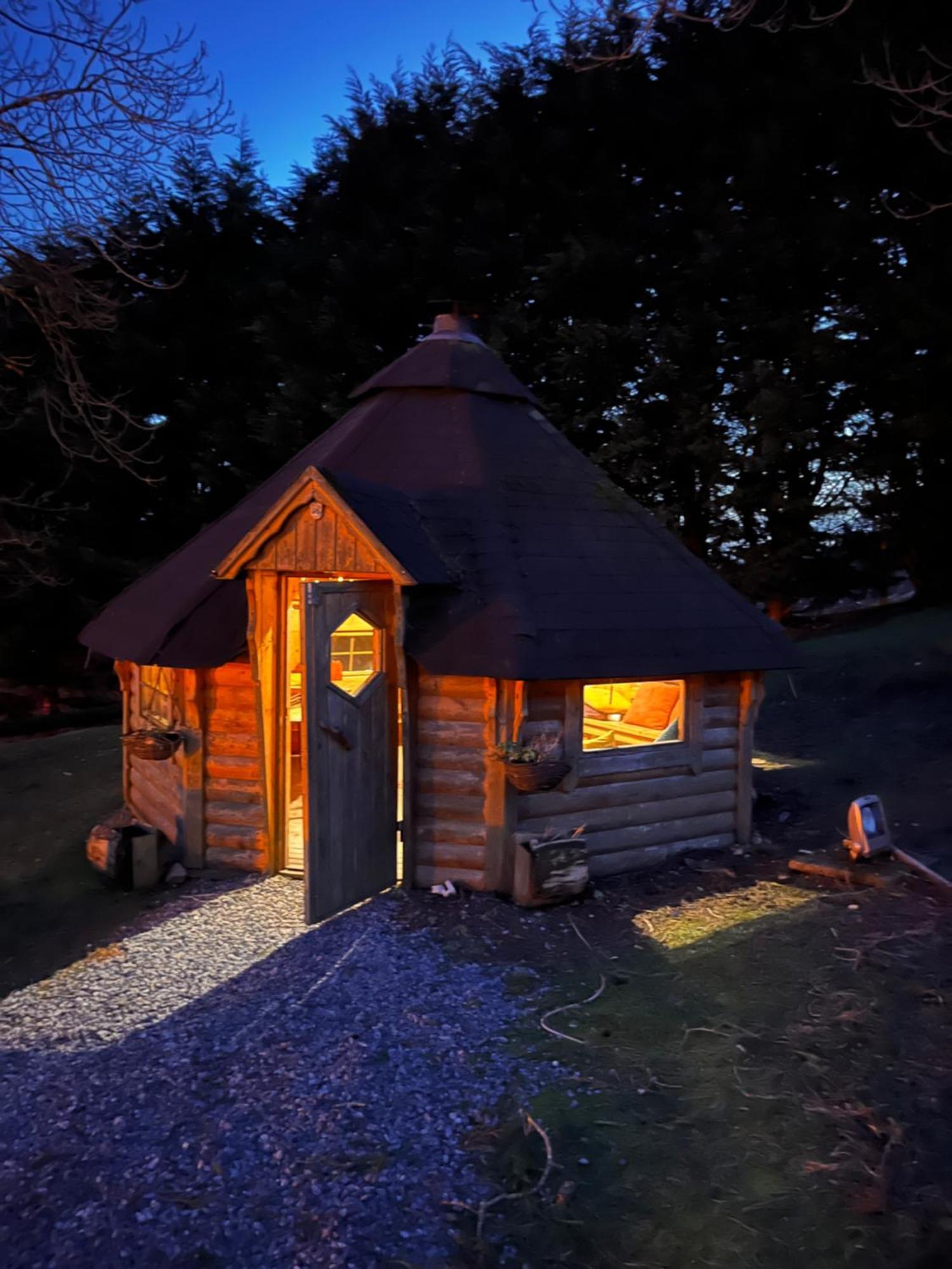 Rostrevor Mountain Lodge - Glamping Pods - Revive Sauna & Hot Tubs Exterior photo